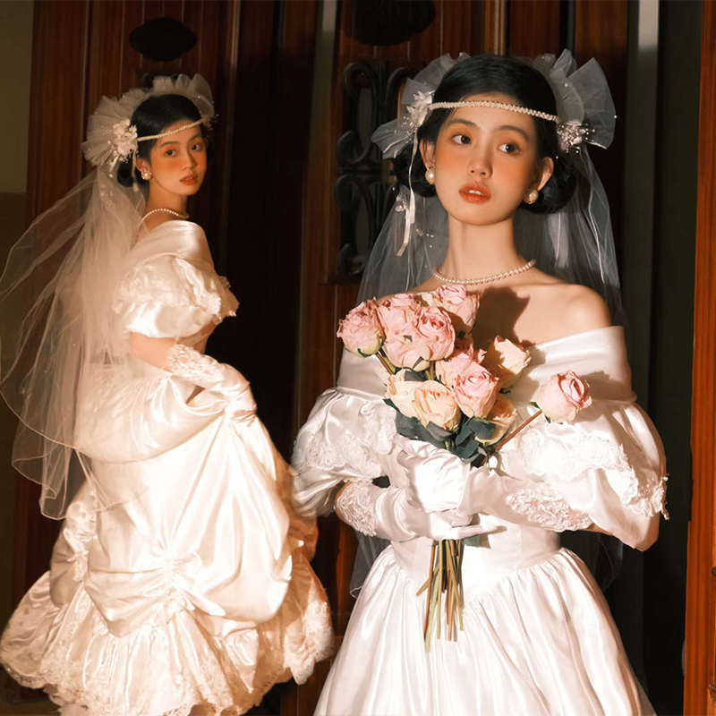Women Formal Wear Ethnic - Abito da sposa in stile vintage