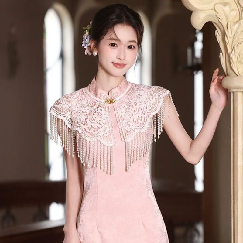 1 Pezzo di Elegante Scialle a  - Women Formal Wear Photoshoot recensione e prezzo
