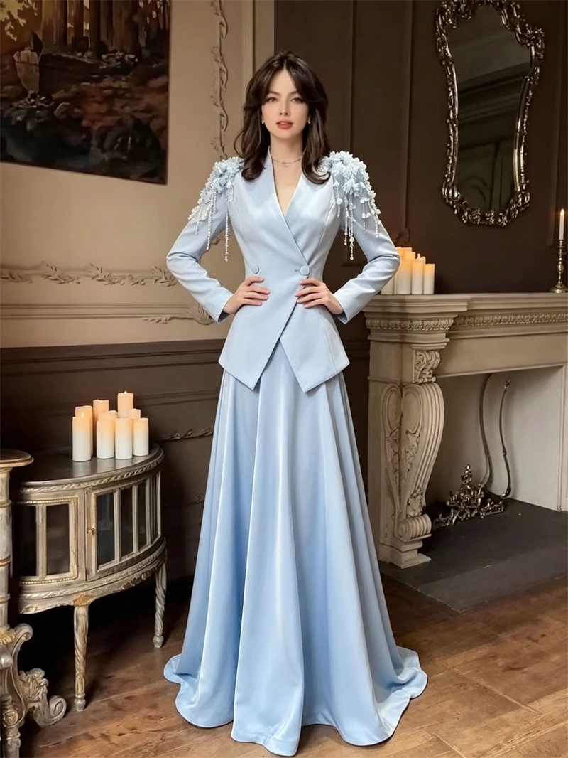 Completo gonna e blazer beige  - Women Formal Wear For Party recensione e prezzo