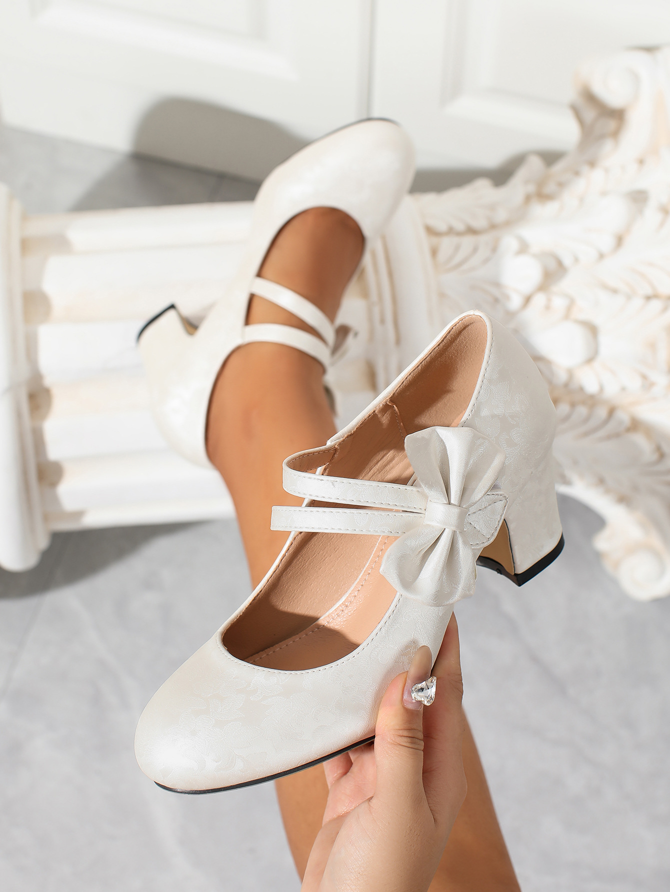 Scarpe da donna di taglia gran - Women Formal Wear Heels recensione e prezzo