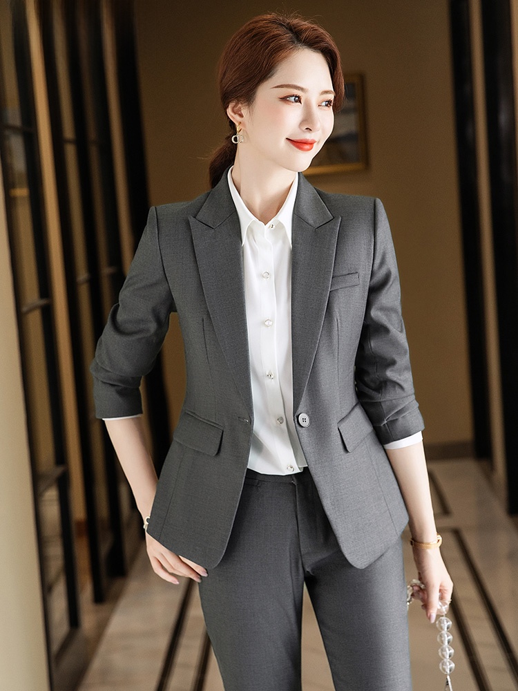 Completo Grigio da Donna per P - Women Formal Wear Interview recensione e prezzo