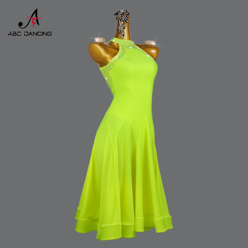 Nuovo vestito da ballo latino  - Women Formal Wear For Party recensione e prezzo