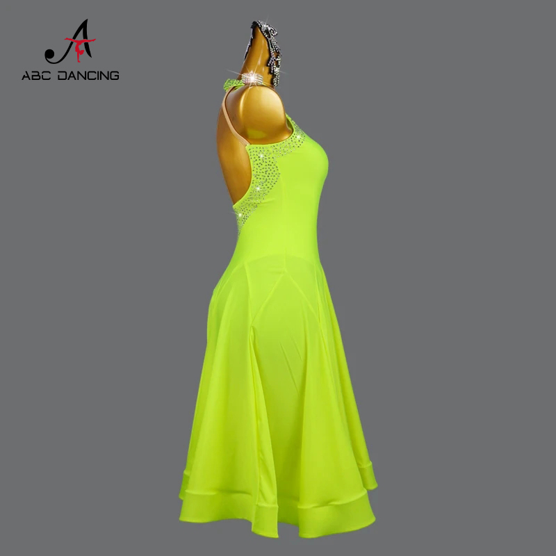 Nuovo vestito da ballo latino  - Women Formal Wear For Party recensione e prezzo