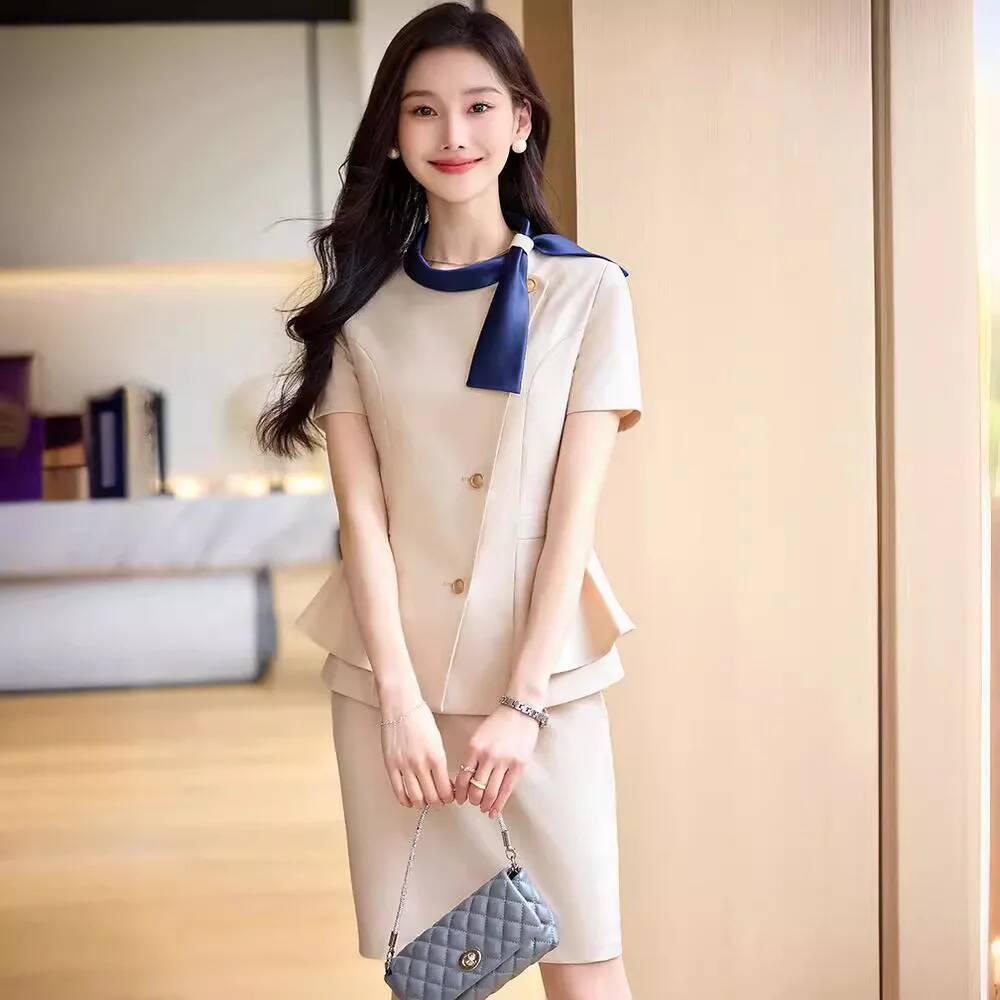 Blazer formali Stili uniformi  - Women Formal Wear Interview recensione e prezzo